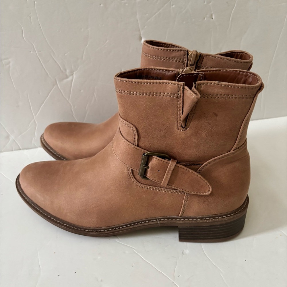 Women’s Tan Ankle Boots with Buckle